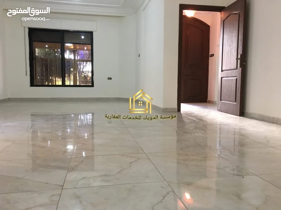 شقة فارغة - الجبيهة - 3نوم1ماستر - 350م - ارضية - حديقة - ترس - قرب الخدمات