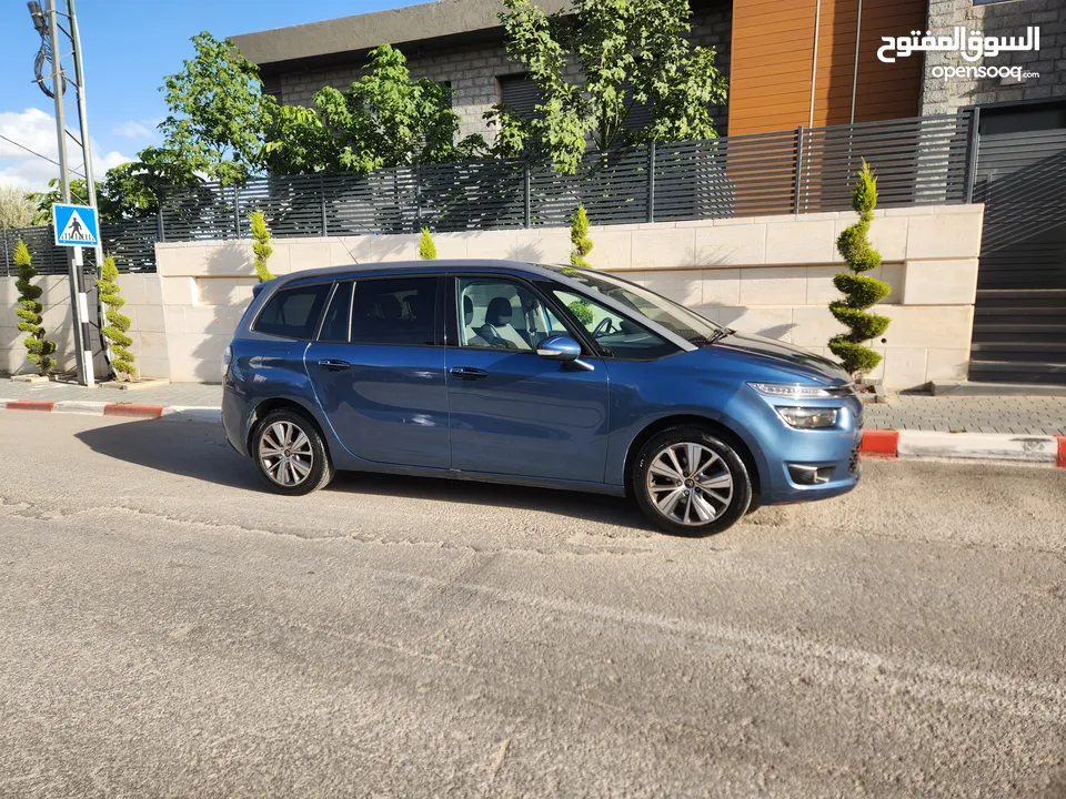 ستروين c4  2017