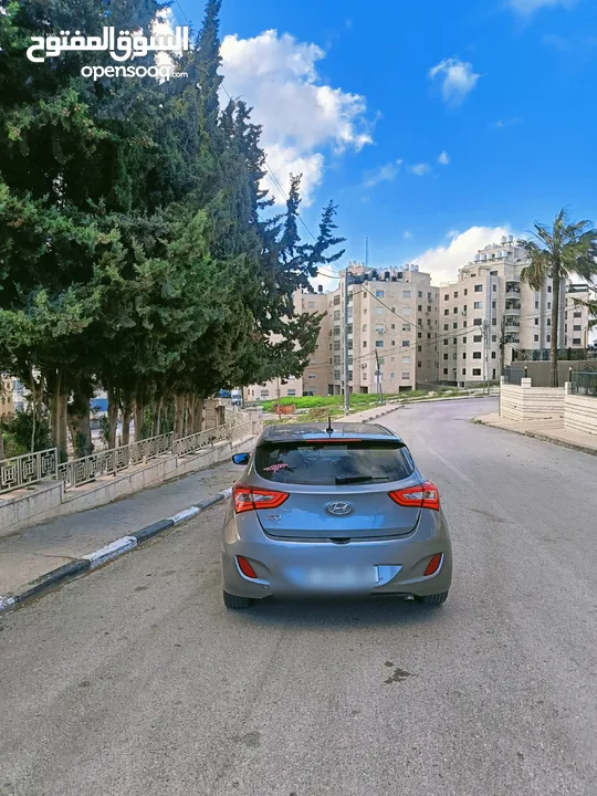 هنداي i30  فل ملغمة