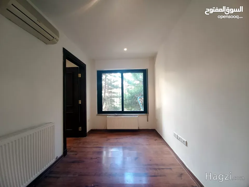 شقة غير مفروشة للإيجار في الشميساني  ( Property 35208 ) سنوي فقط