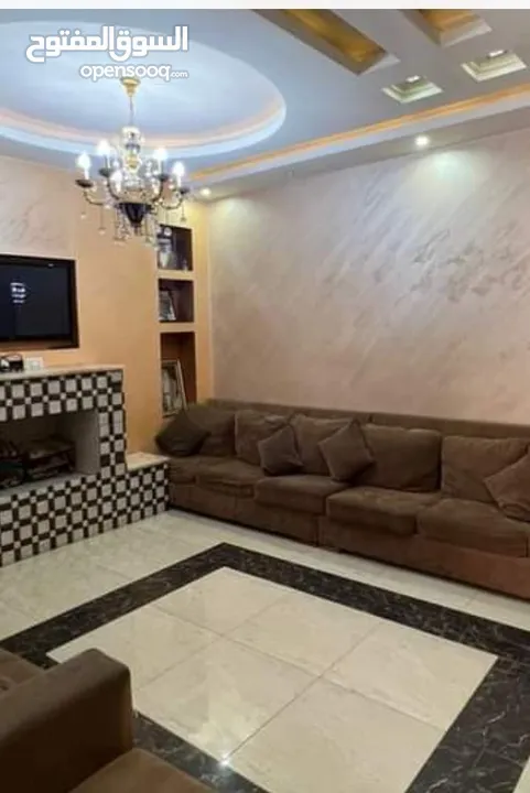 لقطه لقطه بنايه بسعر الارض فقط للبيع ضاحية النخيل
