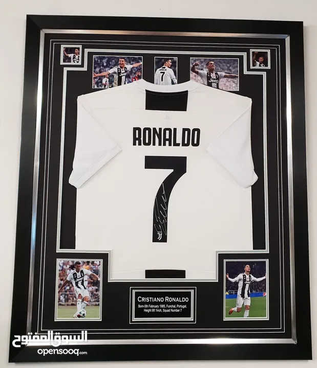 Ronaldo t-shirt he wore this at a game h played years ago I only take benefit real app not link