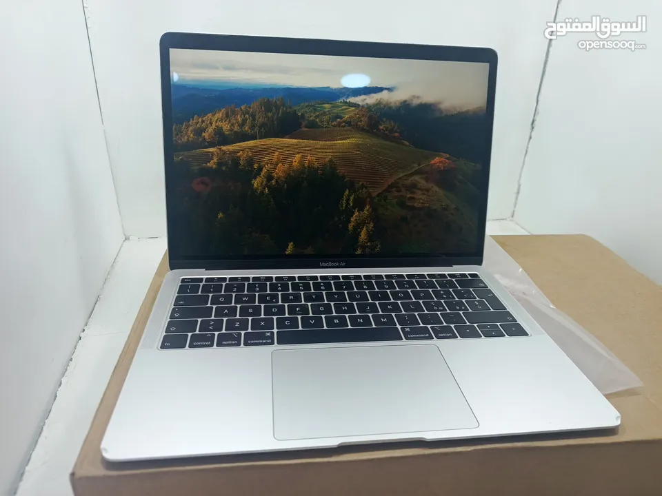 لابتوب Appel للبيع  لون سلفر مميز  Mac book air 2019 Core i5   Ram 8 GB  Ssd 256 GB  13.1 inch