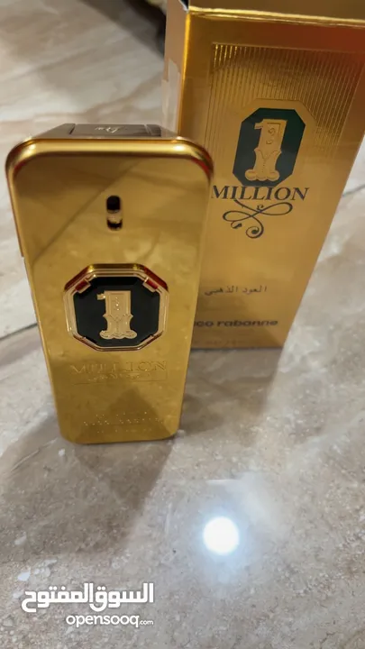 one million golden oud 100ml perfume brand new never used only box open
