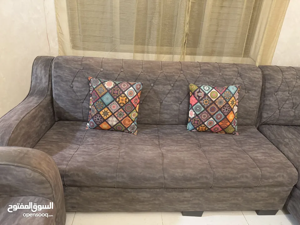 كنب مستعمل