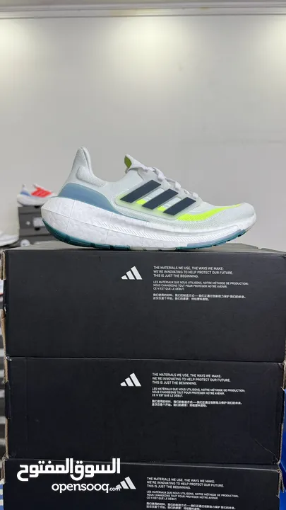 Ultraboost Light 23