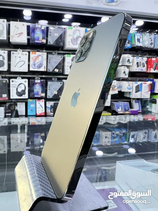 Used iPhone 12 Pro 256 GB ايفون 12 برو  256 جيجابايت غير مفتوح او مصلح ابدا  بطارية اصلية مش مرفوعة