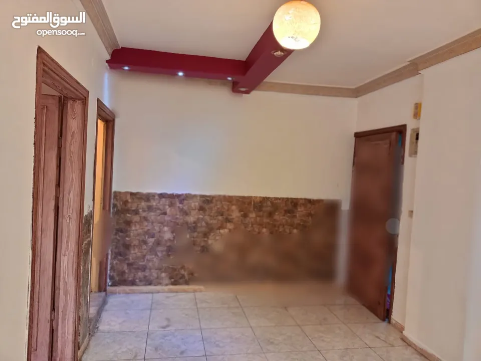 معرض و مكاتب تجارية للايجار