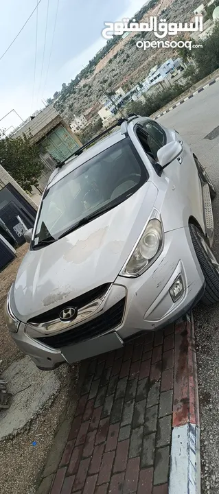 سيارة جيب هونداي توسان 2011 لقطة للبيع