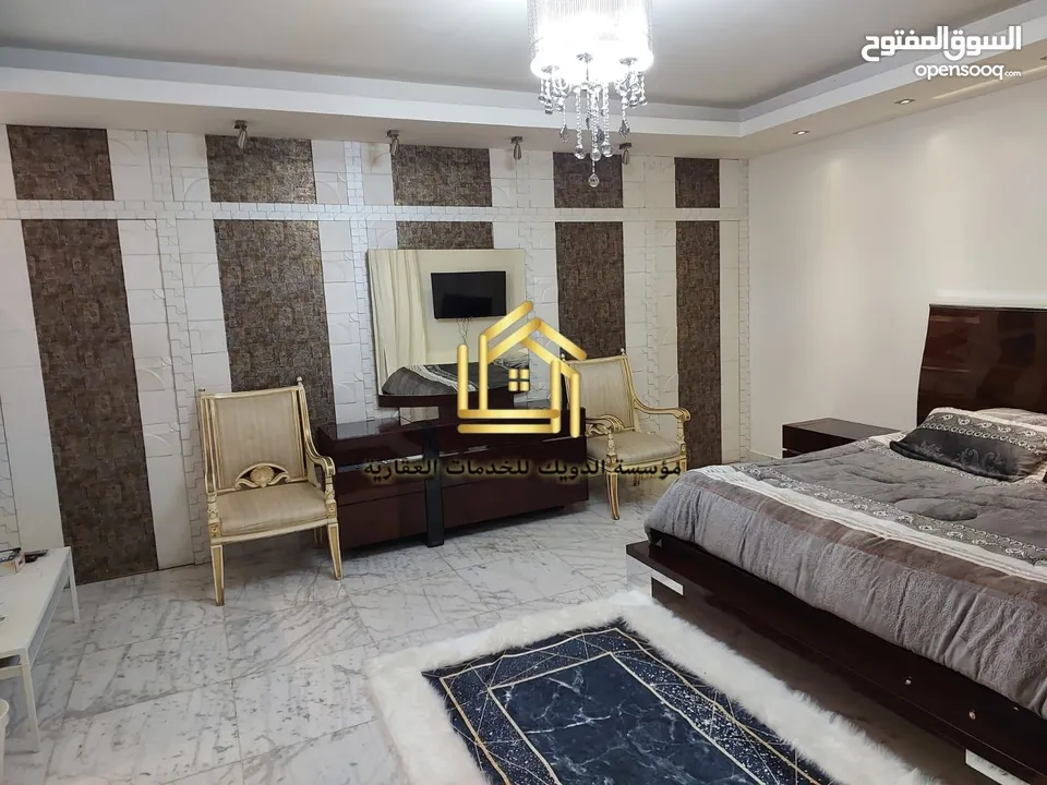 فيلا فاخرة مفروشة / مميزة بإطلالات رائعة اعلان رقم ( V10 )