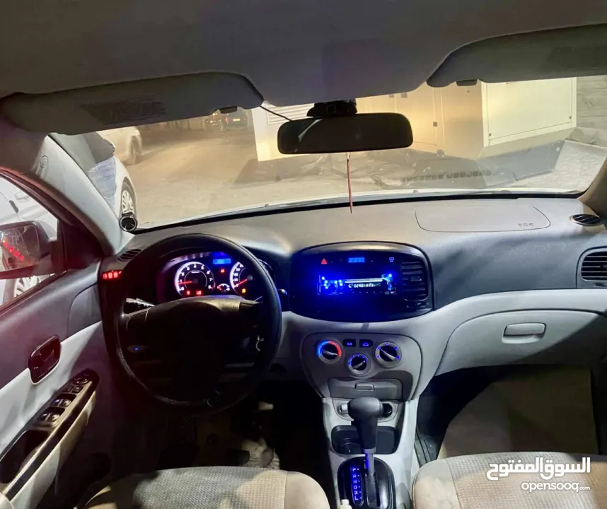 هونداي اكسنت 2010  متور 1.6 بنزين  سيارة شبه جديدة