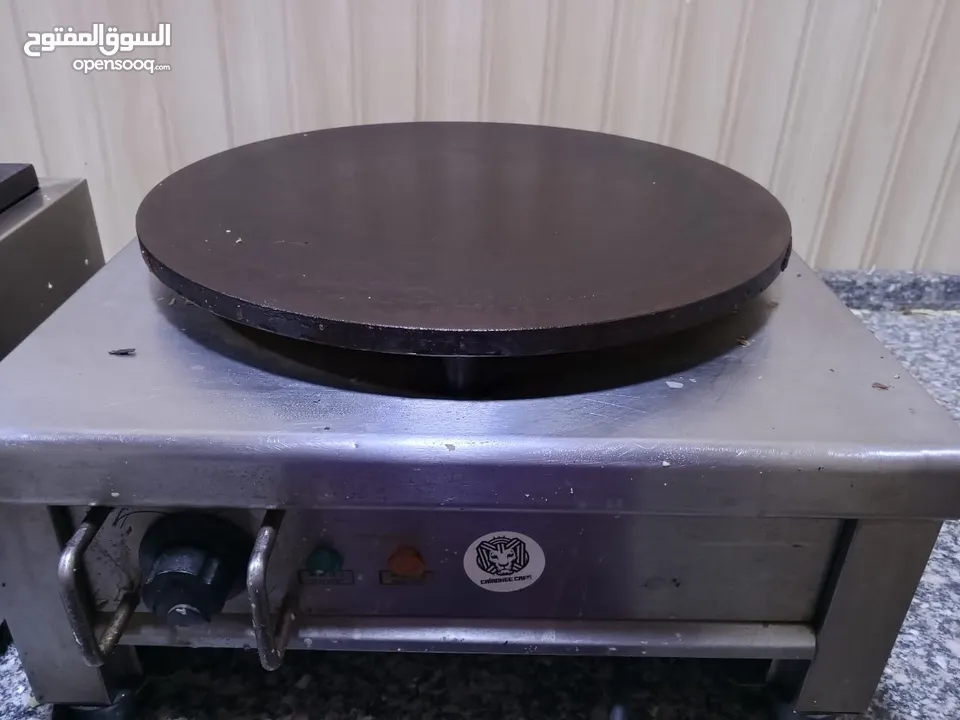 بيع عدة مطعم حلويات بحال الجديد