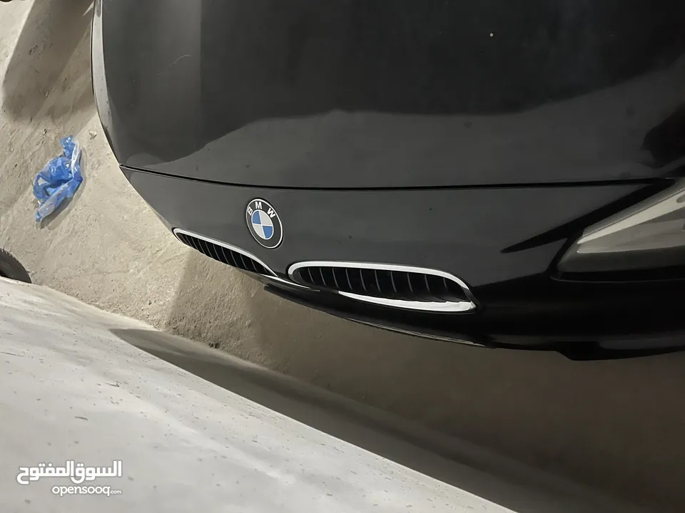 سيارة بي ام دبليو المانية من طراز BMW 116i  موديل 2016 وترخيص 2015 للبيع المستعجل بسبب التجديد