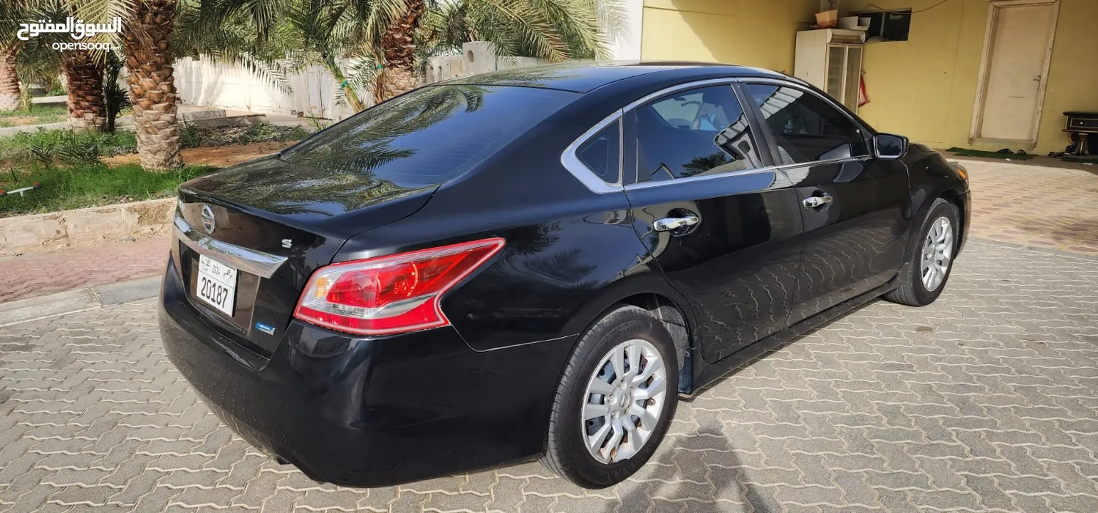 Nissan Altima 2018(Silver), 2013(Black), 2016(Brown)  Dial for Watsap or call.