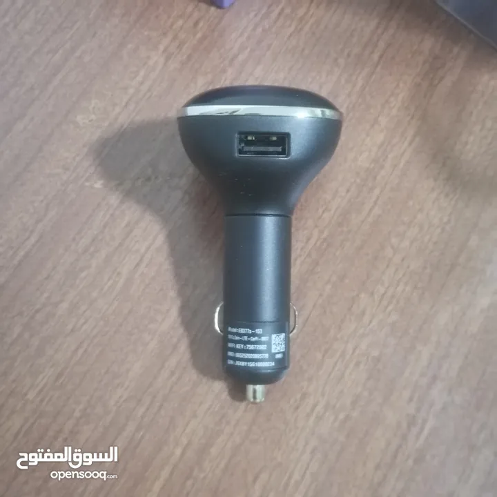 راوتر سيارة مع شاحن