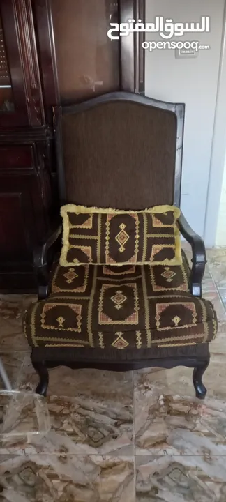 طقم كنب وطاولات خشب زان