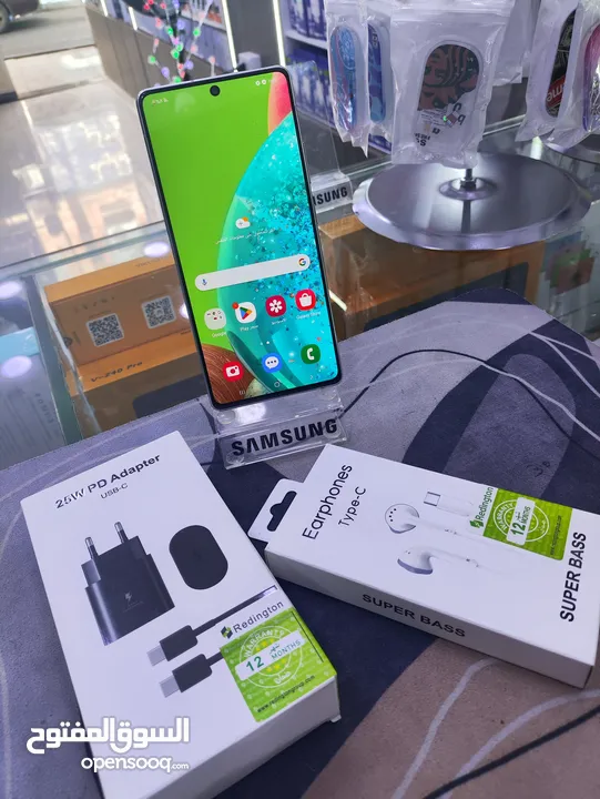 جهاز  Samsung A71 5G جيجا 128 رام 8 معه بكج هدية بدون كرتونه متوفر توصيل