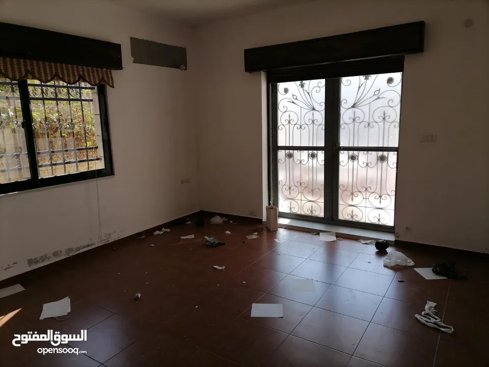 قطعة ارض مقام عليها بناء مميز -للبيع -بدران