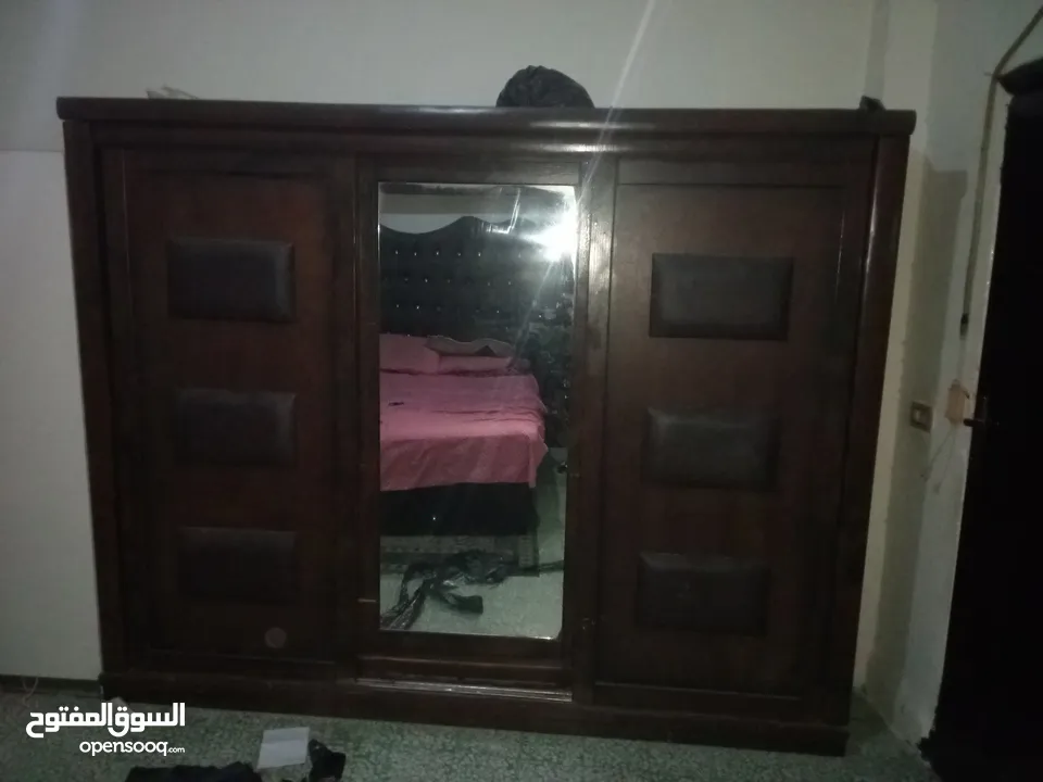 غرفة نوم مستعمله نضيفه حديثه ولا ناقصه برغي