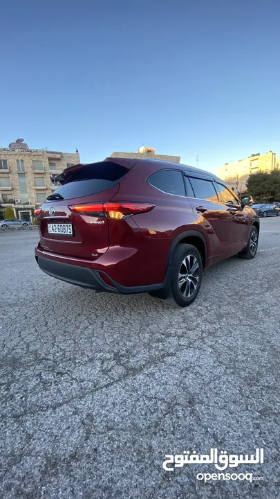 Toyota Highlander hybrid XLE 2020