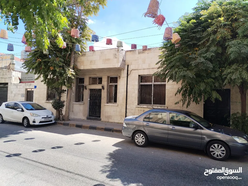 بيت /منزل تراثي / تجاري عادي ضمن سكن ج للبيع أو للأيجار