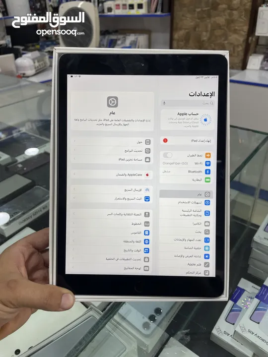 iPad 8 32  بحالة ممتازة بسعر مميز