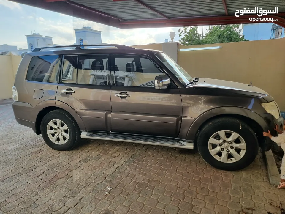 Mitsubishi  Pajero 2012