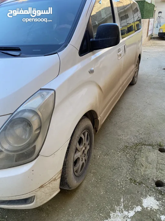 باص هونداي H1 2010