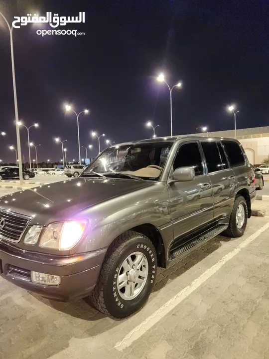 ستيشن لكزس كلاسيك للايجار اليومي صلالة   classic lexus LX 470 for rent in  Salalah