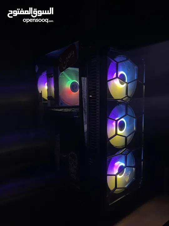 كمبيوتر العاب gaming computer قوي وبحالة الوكالة ممتاز جدا