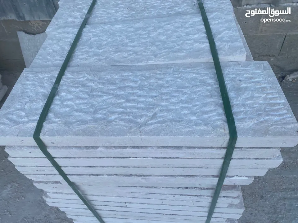 جميع أنواع الحجر الطبيعي باسعار مناسبة للجميع