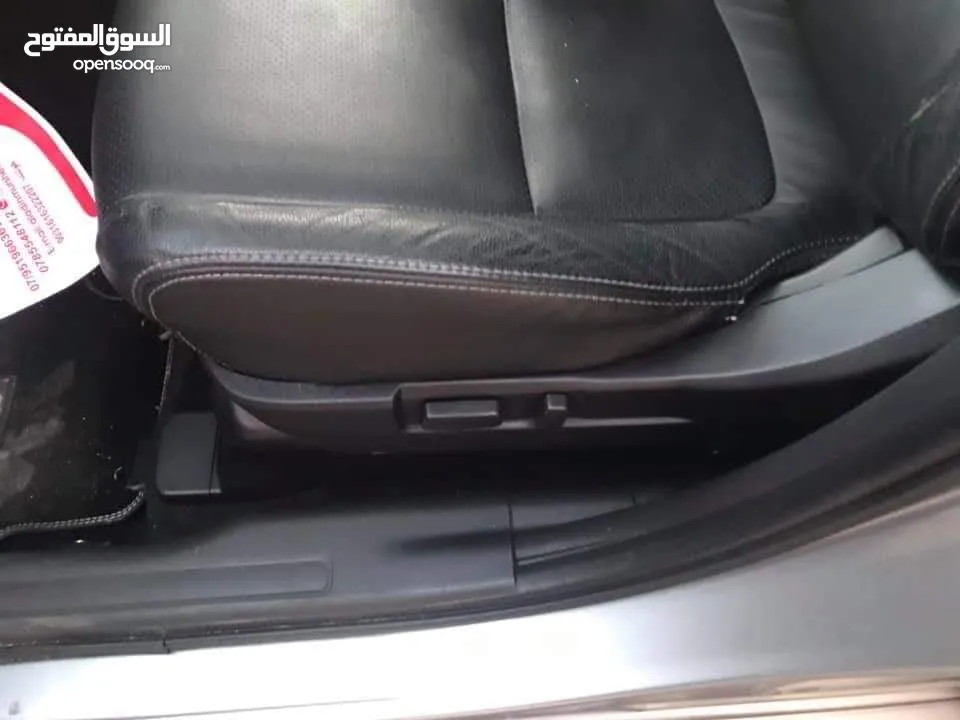 ميتسوبيشي اوتلاندر 2014 فل الفل اعلى صنف فيها كل المواصفات لون اسود ملوكي