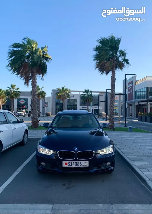 BMW 320i model 2014