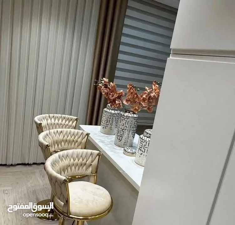 كرسي البار الملكي كرسي بار فخم بتصميم انيق متوفر ب 4 الوان جذابة مثالي للسفرة و المطابخ