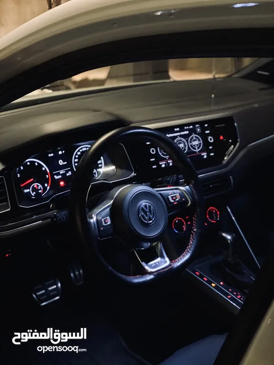 المعني كاش ببنزل شوي فلسعر Polo GTI 2000CC 200HP
