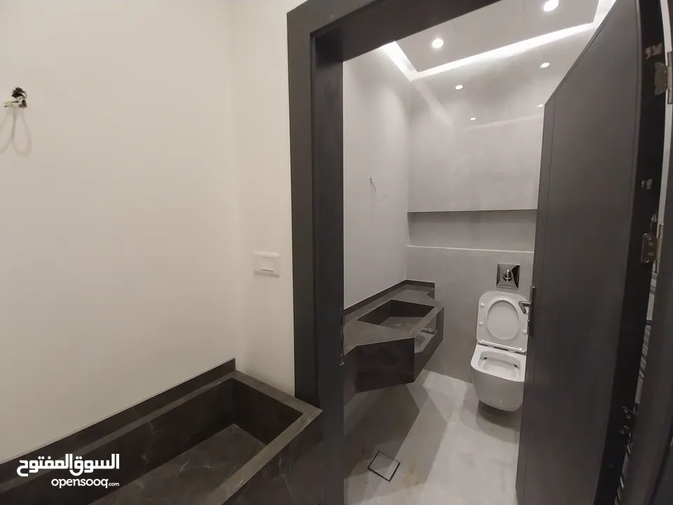 شقة غير مفروشة للإيجار 200م2 ( Property 19443 )-174977282