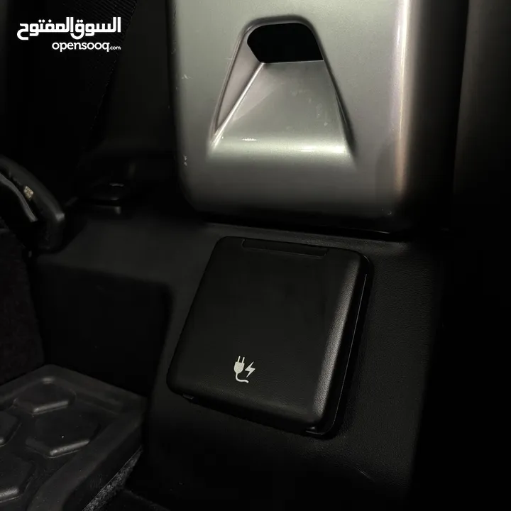 Landrover defender x dynamic 2023 لاند روفر ديفندر 2023 اكس. داينمك