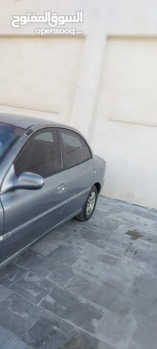 كيا ريو 2001