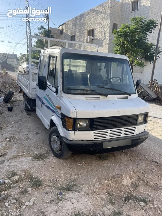 مرسيدس 410