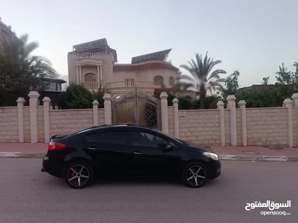 كيا سيراتو 2015 فل فتحه هوك ليدات بسعر حرق 39500 البدل وارد