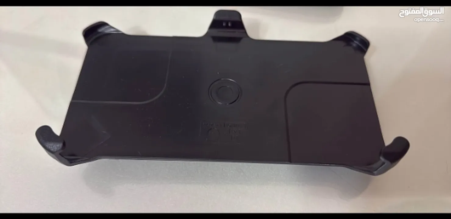 iphone 15 pro max cover type  otter
