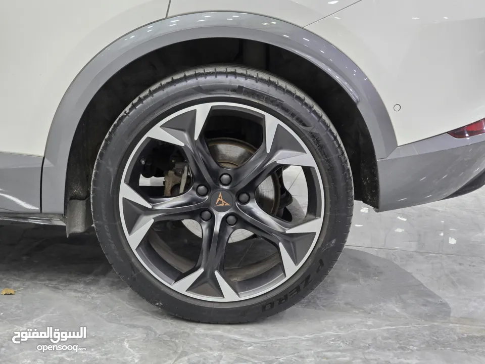 CUPRA FORMENTOR – Black Edition