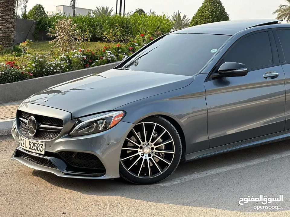 السلام عليكم سياره مرسيدس  C300/2018/AMG