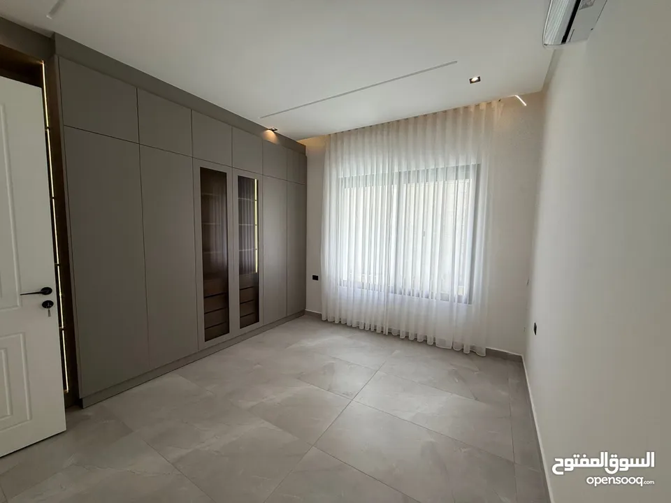 شقة شبه مفروشة للإيجار في عبدون ( Property 38508 )-175064043