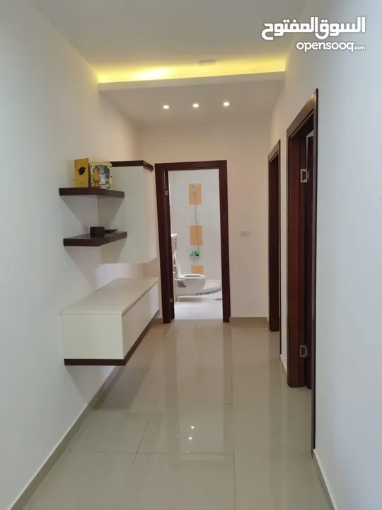 ثلاث غرف نوم مفروشة للايجار