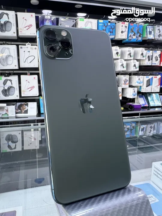 iPhone 11 Pro Max Used (256 GB)  ايفون 11 برو ماكس (256) حيجا  مستعمل بحالة ممتازة مش مفتوح او مصلح