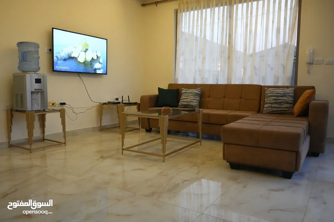 شاليه بمواصفات فاخره في البحر الميت للبيع