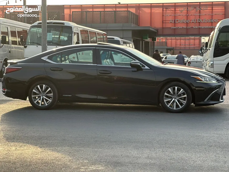 لكزس موديل 2020 خليجي ES300h هيبرد ضمان دخول السعودية