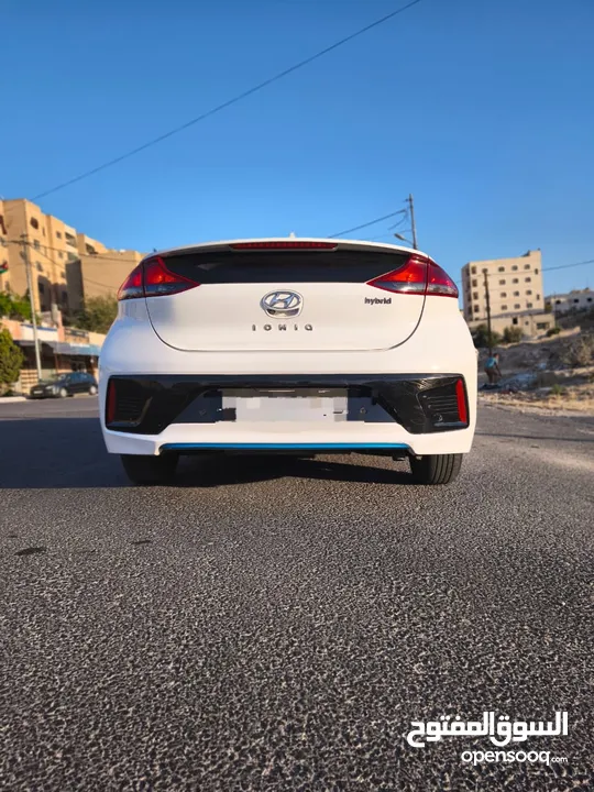 هيونداي أيونيك 2016
