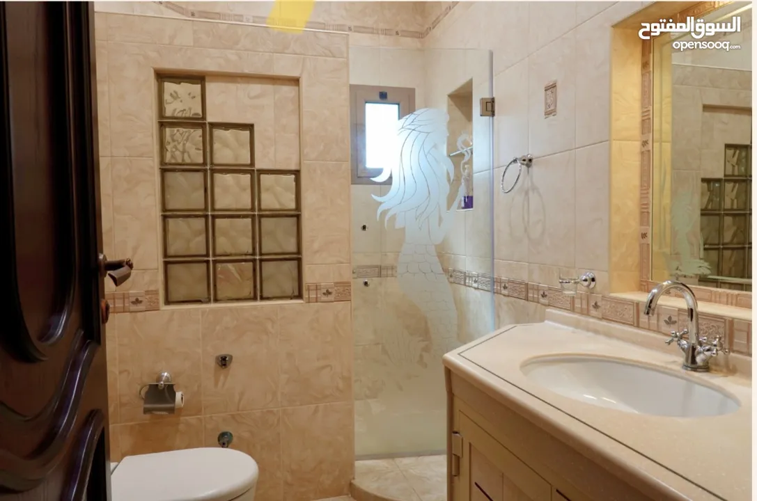 Luxury flat for Rent at Busaiteen